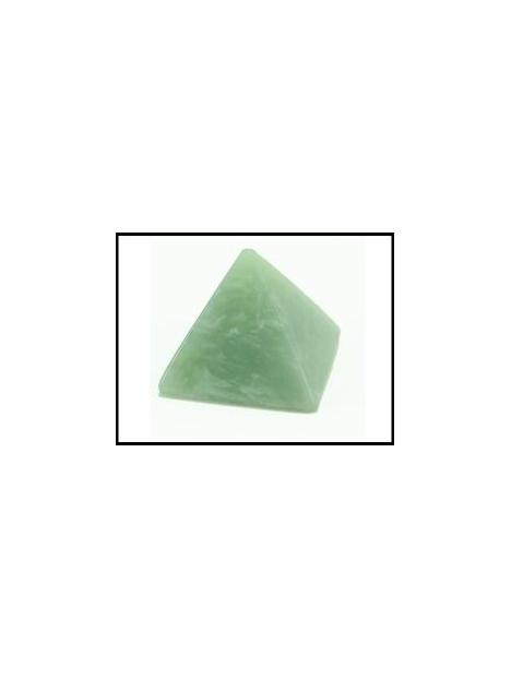 Edelsteenpiramide jade