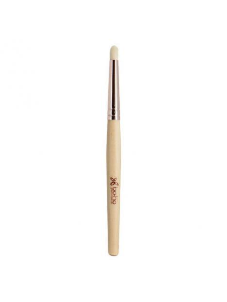 Vegan eye crease brush 09